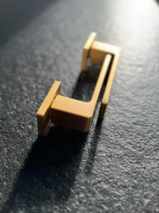 Klamka Apollo RT KART M G00 złoty mat na rozecie prostokątnej Infinity Line