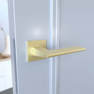 Klamka Shark fit KSH M G00 złoty mat na rozecie kwadratowej Infinity Line