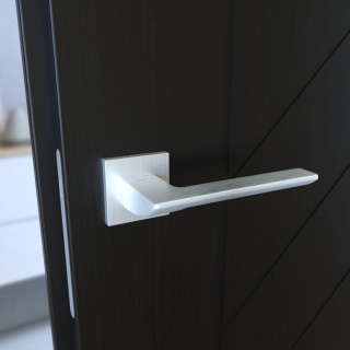 Klamka Astra fit KSA M 700 chrom mat na rozecie kwadratowej Infinity Line