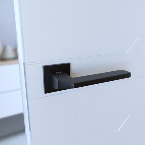 Klamka Etna KETA S B00 czarna na rozecie kwadratowej Infinity Line