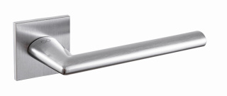 Klamka Eva KEVA M 700 chrom mat na rozecie kwadratowej Infinity Line