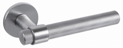 Klamka Ghost KGOS M 700 chrom mat na rozecie okrągłej Infinity Line