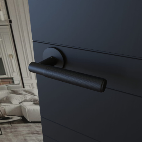 Klamka Tess KTS O B00 czarna na rozecie okrągłej Infinity Line