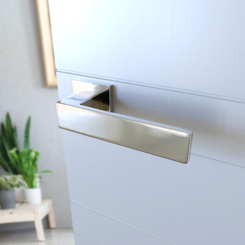 Klamka Imperia KIMP S 700 chrom na rozecie kwadratowej Infinity Line