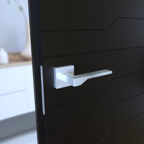 Klamka Nove KNV M 700 chrom mat na rozecie kwadratowej Infinity Line