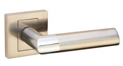 Klamka Karo KRO 100 chrom/satyna na rozecie kwadratowej Infinity Line