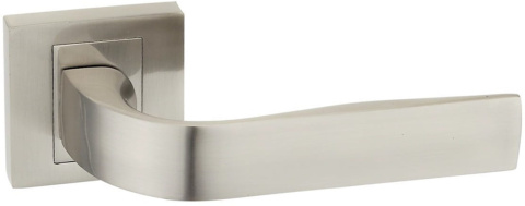 Klamka Paola KPA 300 satyna na rozecie kwadratowej Infinity Line