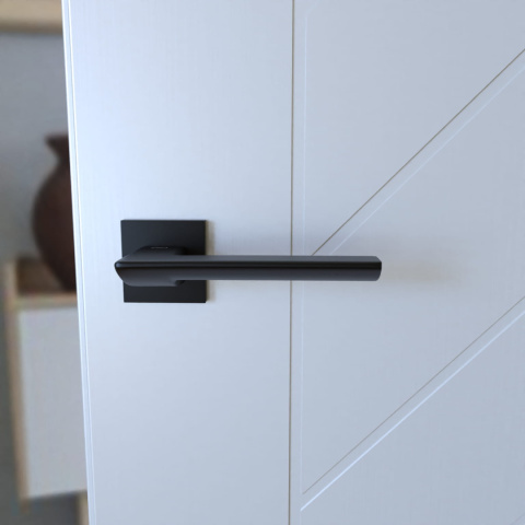 Klamka Astra fit KSA B00 czarna na rozecie kwadratowej Infinity Line