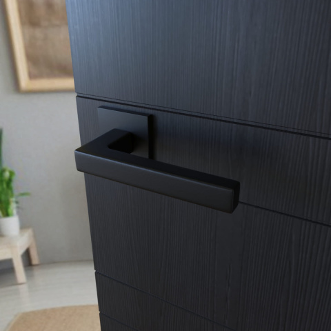 Klamka Stella KSTE S B00 czarna na rozecie kwadratowej Infinity Line