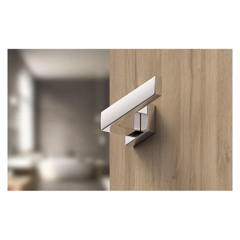 Klamka Focus chrom na rozecie prostokątnej Corona