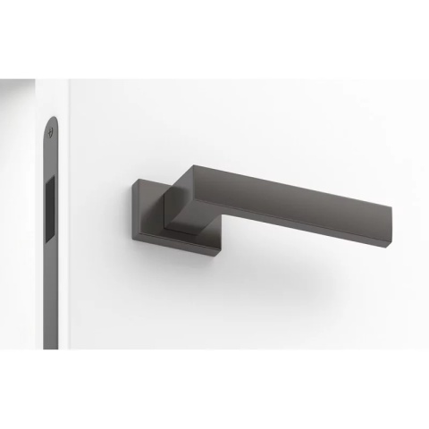 Klamka Focus gunmetal na rozecie prostokątnej Corona