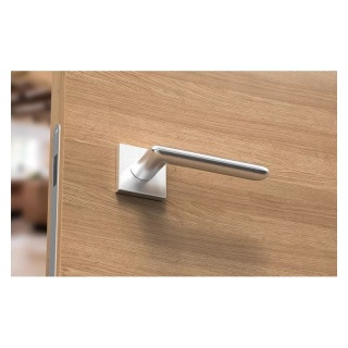 Klamka Spark chrom szczotkowany na rozecie kwadratowej Corona