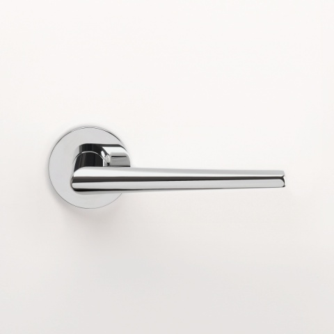 Klamka Stile Salta R Slim 7mm CP chrom polerowany na rozecie okrągłej Enger