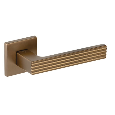 Klamka Felice fit brąz-satyna na rozecie kwadratowej VDS