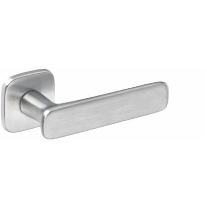 Klamka Flow chrom szczotkowany na rozecie kwadratowej VDS