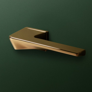 Klamka Livorno fit złota PVD na rozecie prostokątnej VDS