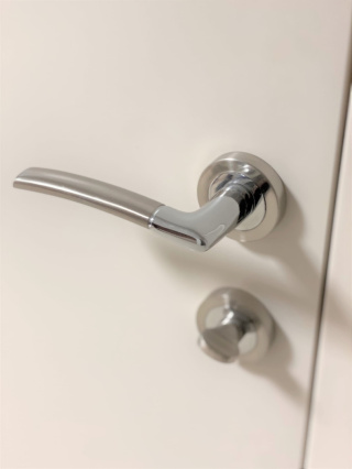 Klamka Dalia KDL O 100 chrom/satyna na rozecie okrągłej Infinity Line