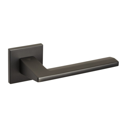 Klamka Flavio fit antracyt na rozecie kwadratowej VDS