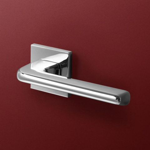 Klamka Divo Q fit chrom na rozecie kwadratowej VDS