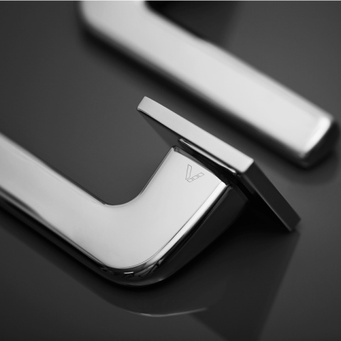 Klamka Divo Q fit chrom na rozecie kwadratowej VDS