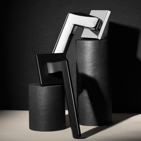 Klamka Ever fit chrom na rozecie kwadratowej VDS