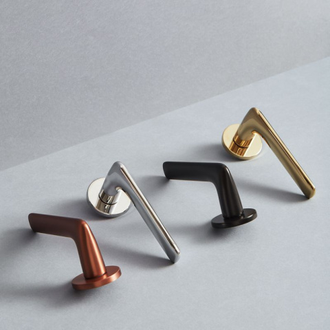 Klamka Ono fit miedź-satyna na rozecie okrągłej VDS