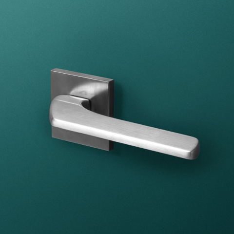 Klamka Sempre fit chrom-satyna na rozecie kwadratowej VDS