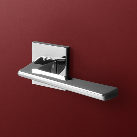 Klamka Spy Q fit chrom na rozecie kwadratowej VDS