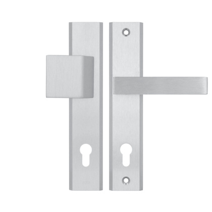 Klamko Pochwyt AXA Haga ++ F1 srebrna rozstaw 92 mm