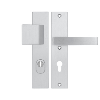 Klamko Pochwyt AXA Royal Flex ++ F1 srebrna rozstaw 72 mm