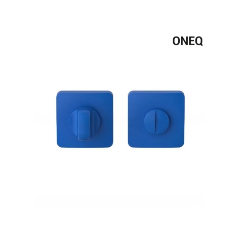 Klamka One Q capri niebieski na rozecie kwadratowej z rozetą na wc Colombo