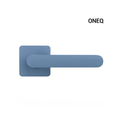 Klamka One Q niebieski ocean na rozecie kwadratowej Colombo