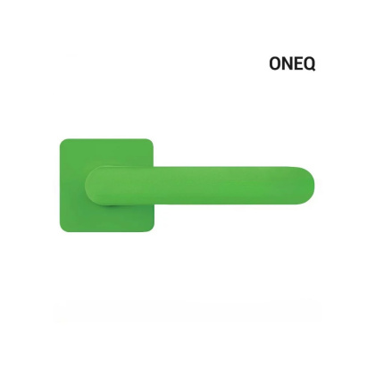 Klamka One Q limonkowy na rozecie kwadratowej z rozetą na wc Colombo