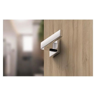 Klamka Focus chrom na rozecie kwadratowej Corona