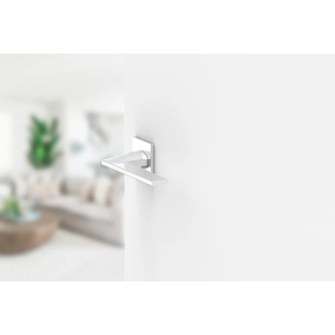 Klamka Harmony Slim chrom błyszczący na rozecie kwadratowej Corona